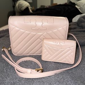 *LIKE NEW* Tory Burch pink purse and wallet set
